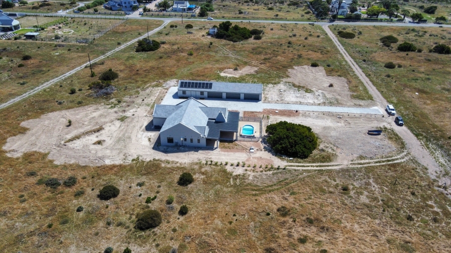 To Let 5 Bedroom Property for Rent in Long Acres Country Estate Western Cape